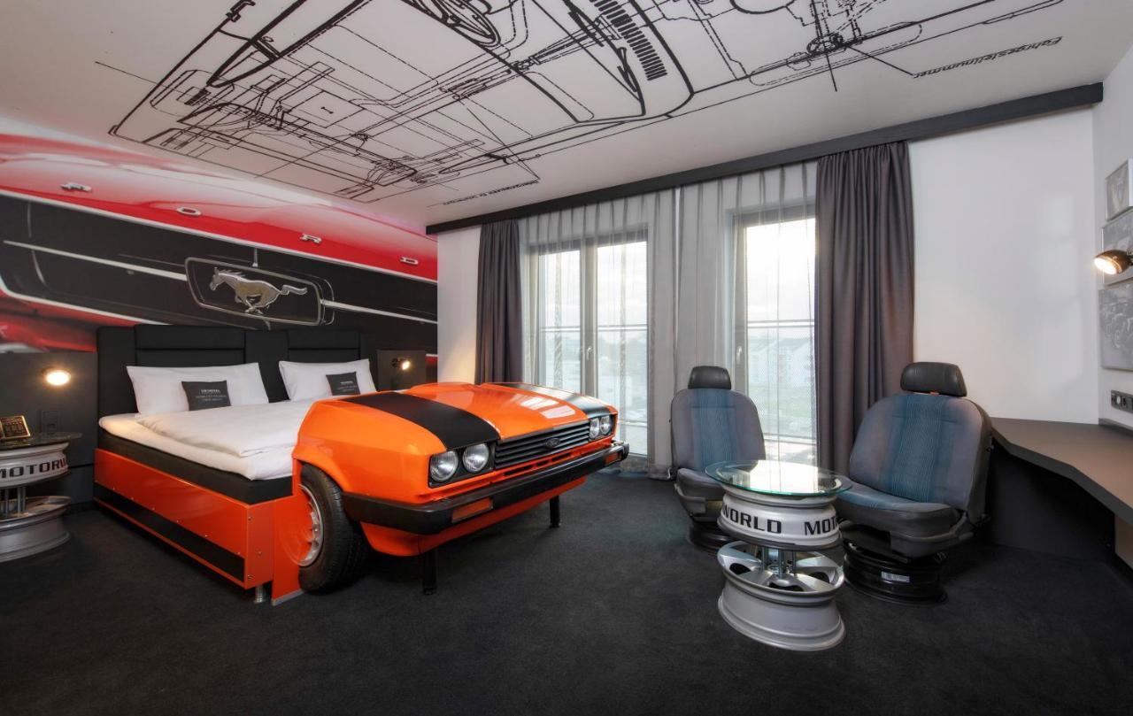 V8 Hotel Koeln At Motorworld מראה חיצוני תמונה