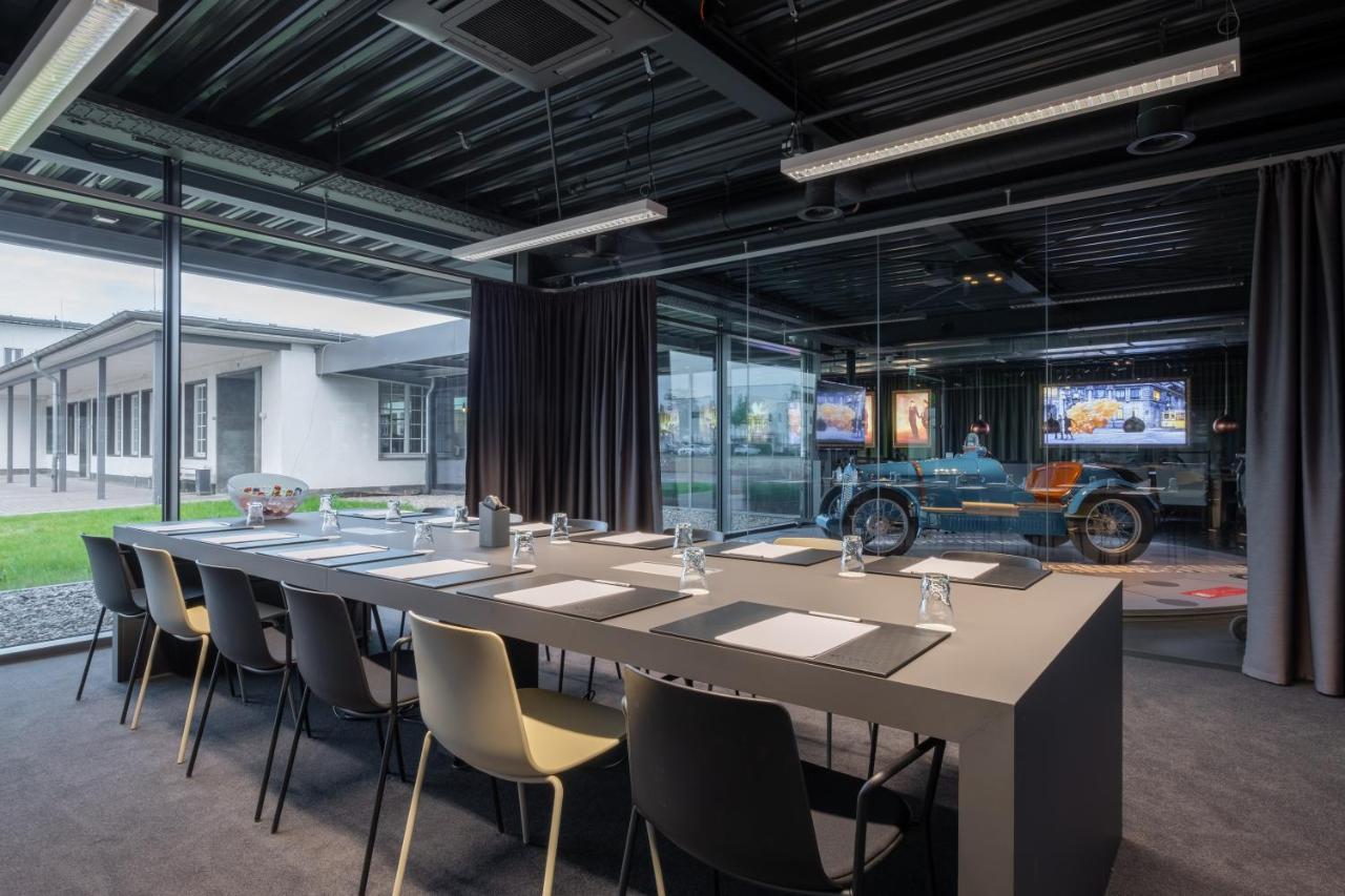 V8 Hotel Koeln At Motorworld מראה חיצוני תמונה