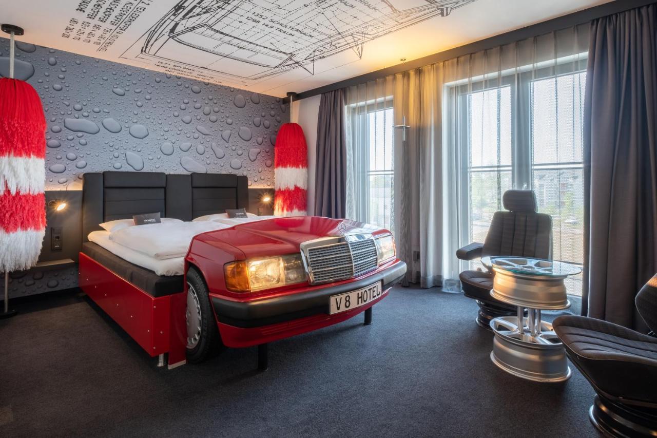 V8 Hotel Koeln At Motorworld מראה חיצוני תמונה