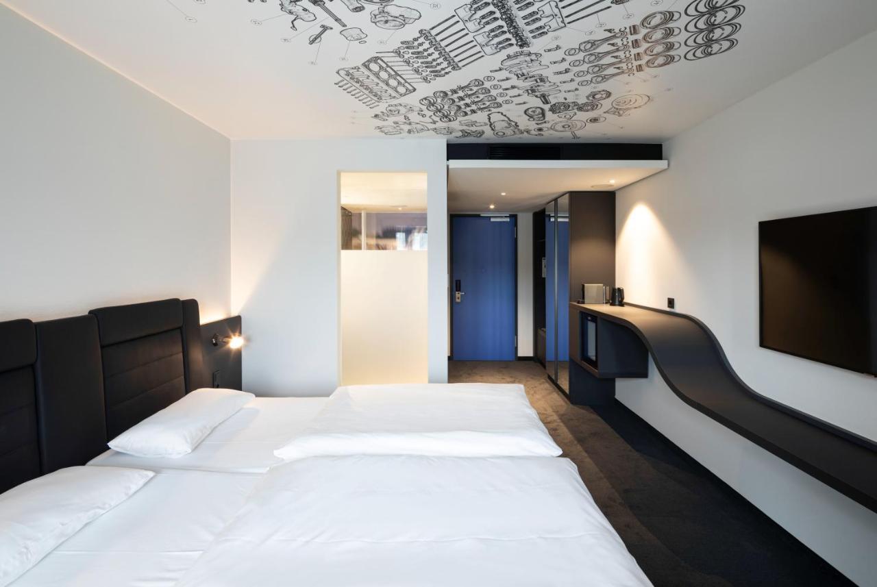 V8 Hotel Koeln At Motorworld מראה חיצוני תמונה