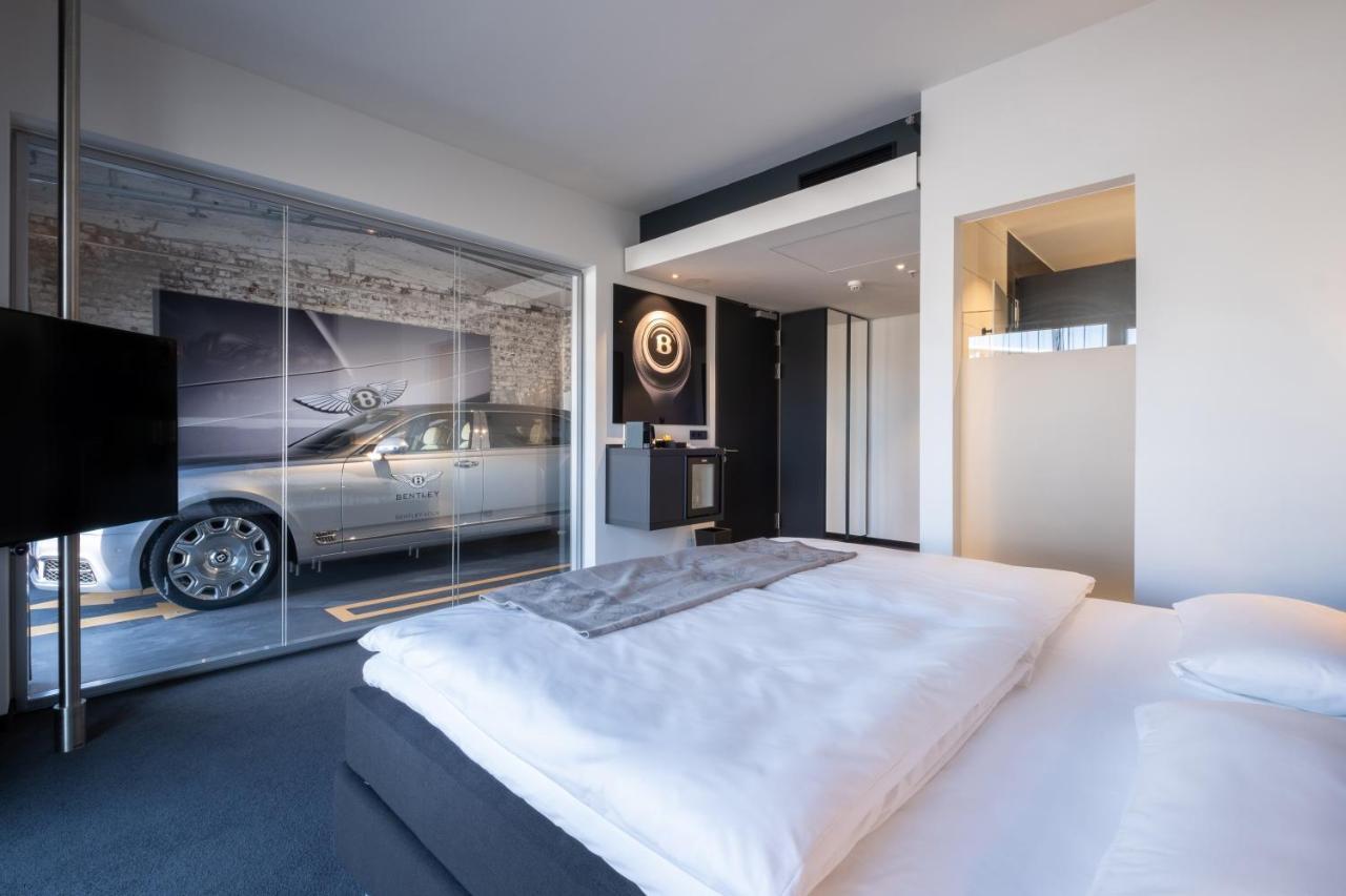 V8 Hotel Koeln At Motorworld מראה חיצוני תמונה