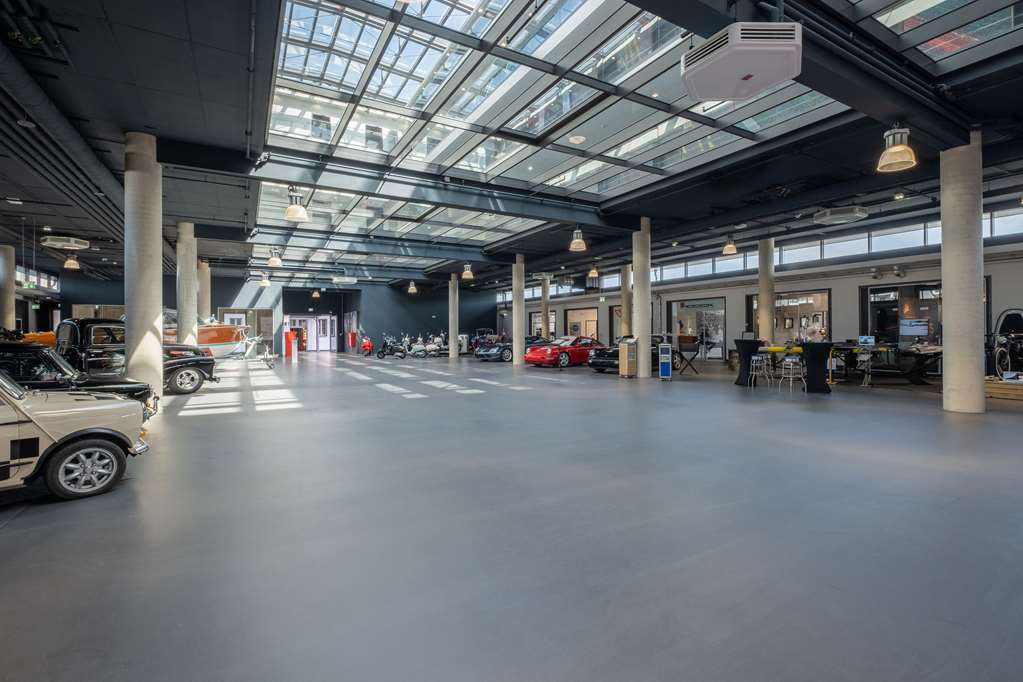 V8 Hotel Koeln At Motorworld מראה פנימי תמונה